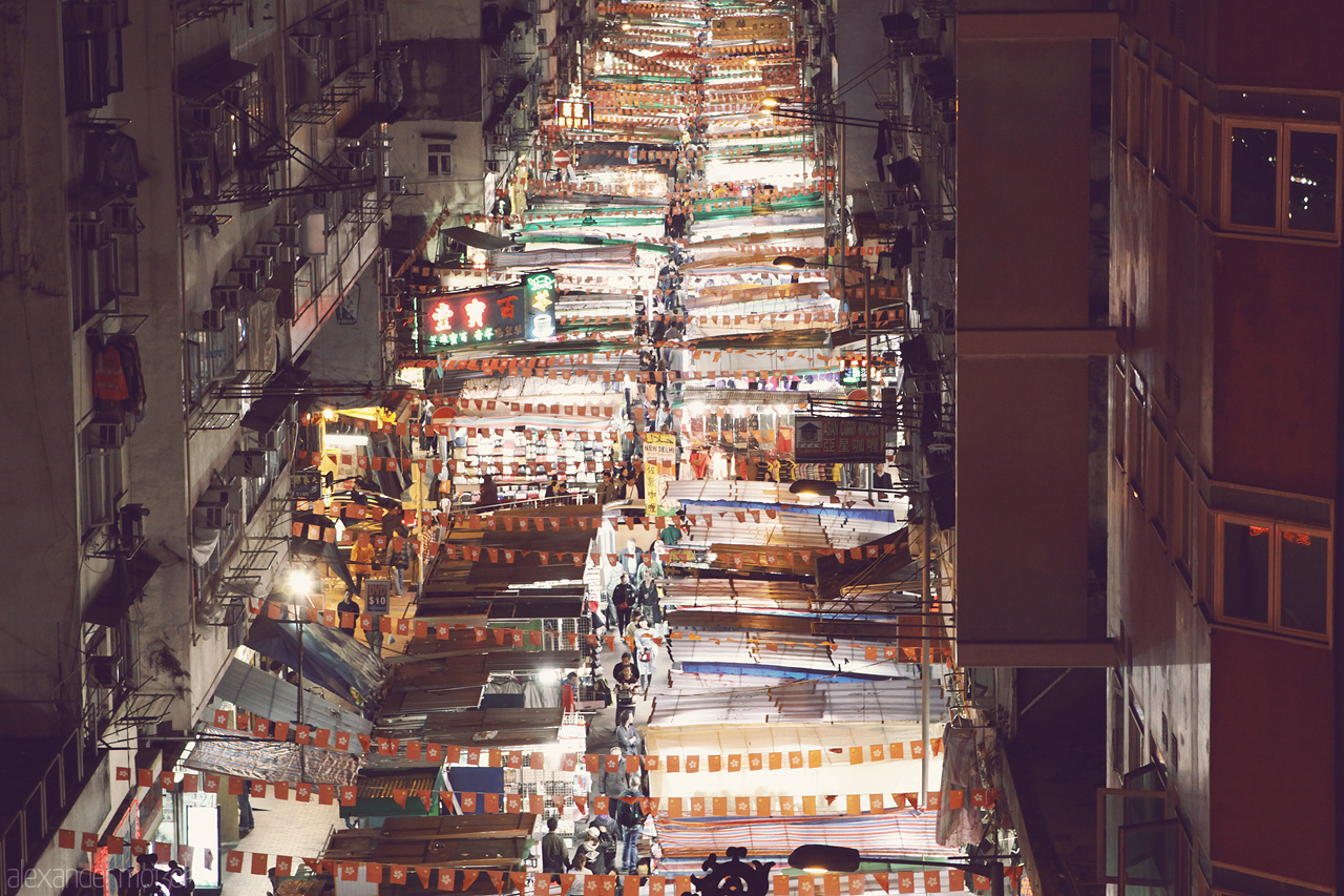 Foto von Nachtmarkt in Hongkong